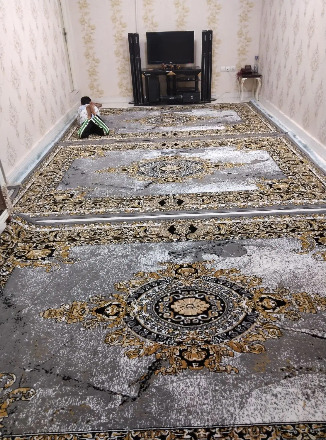 فرش|فرش|گلستان (تهران), |دیوار