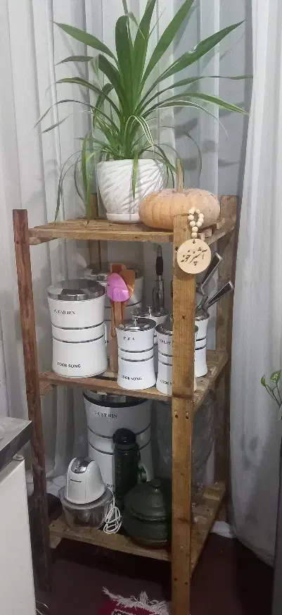 ساخت و فروش استند چوبی|کتابخانه، شلف، قفسه‌های دیواری|لاهیجان, انقلاب|دیوار