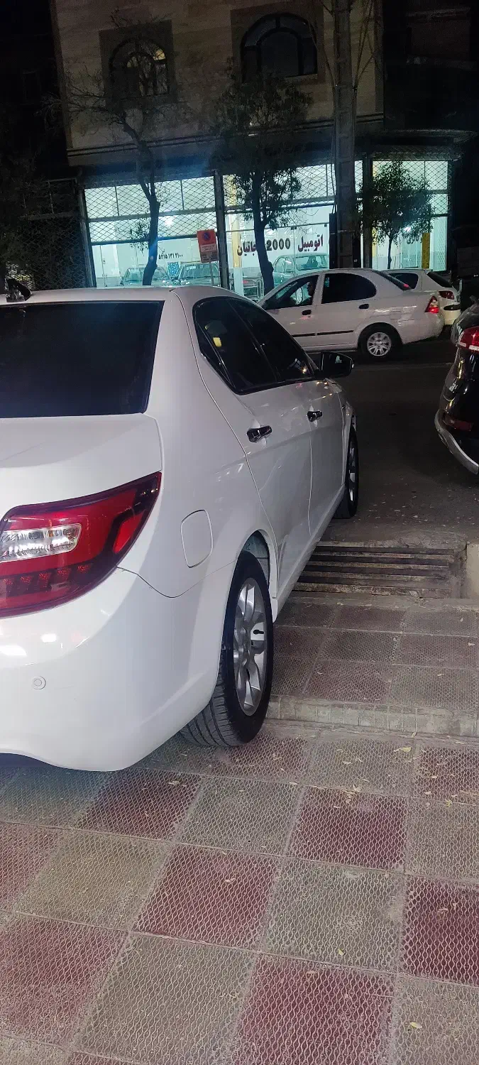 دنا پلاس توربو 6دنده مدل 1401|خودرو سواری و وانت|تربتحیدریه, کوه سنگی|دیوار