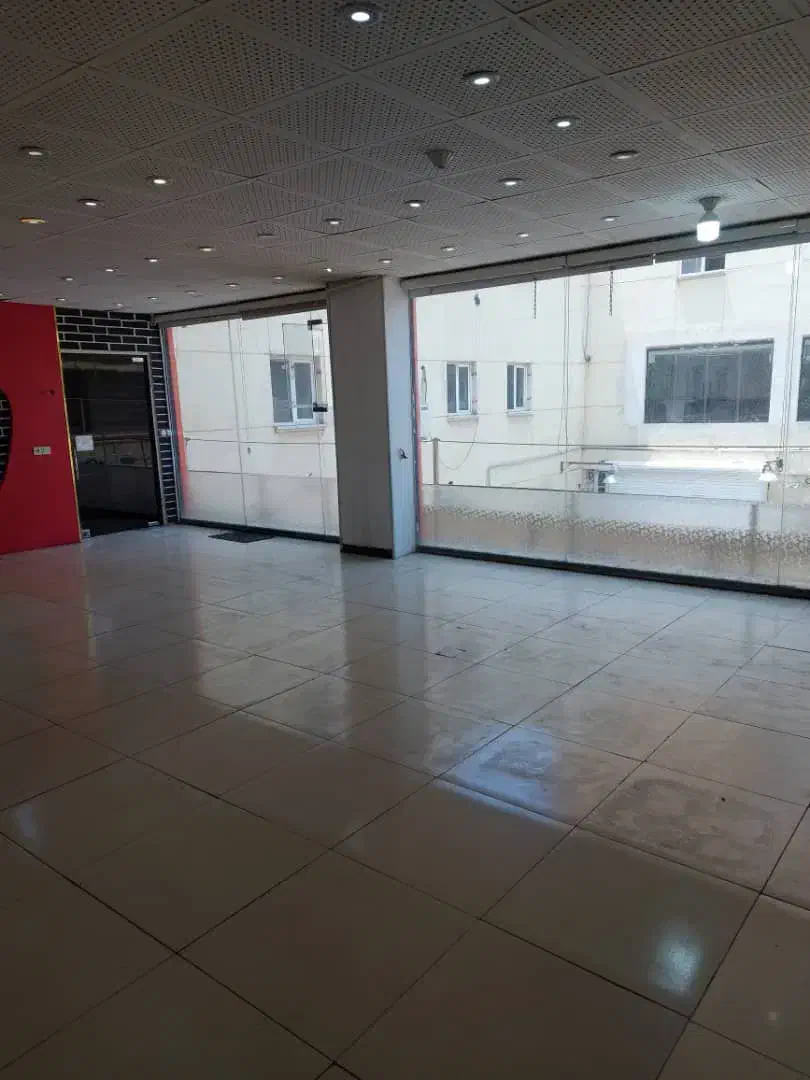 رهن و اجاره ۱۹۰ متر اداری نبش استقلال|اجارهٔ مغازه و غرفه|پرند, فاز ۲|دیوار