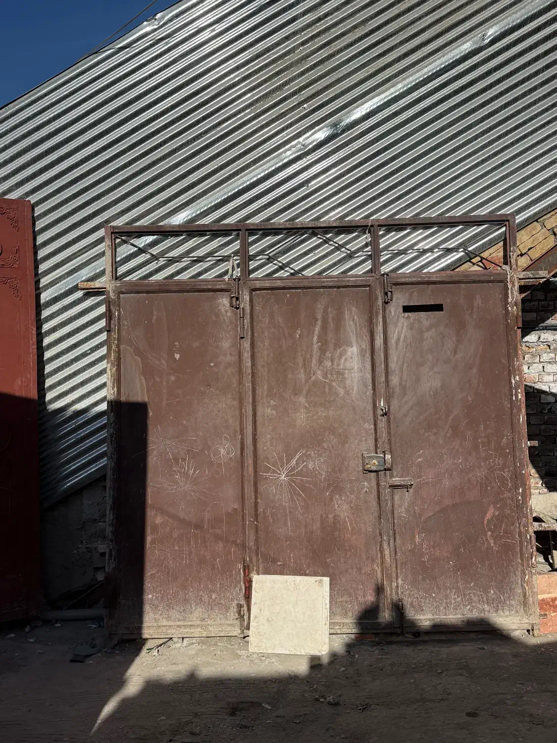 درب حیاط سنگین وزن|مصالح و تجهیزات ساختمان|زاهدان, |دیوار