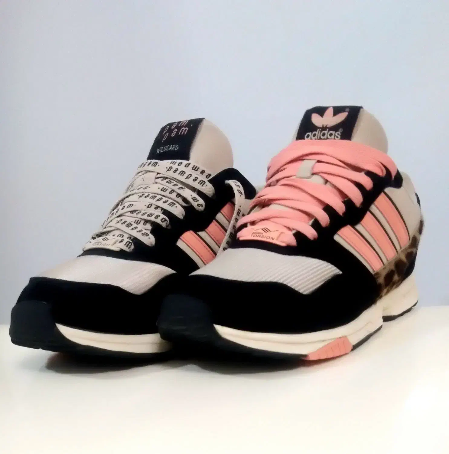 zxپم پم|کیف، کفش، کمربند|رباط‌کریم, الارد|دیوار