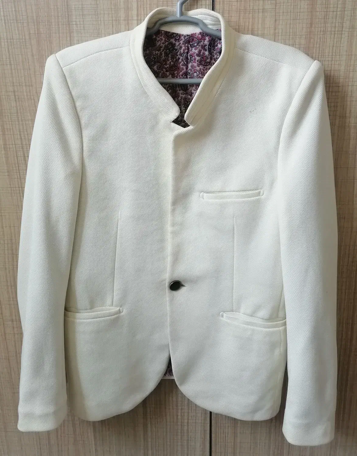 کت شیری رنگ|لباس|شاهین‌شهر, حافظ جنوبی|دیوار