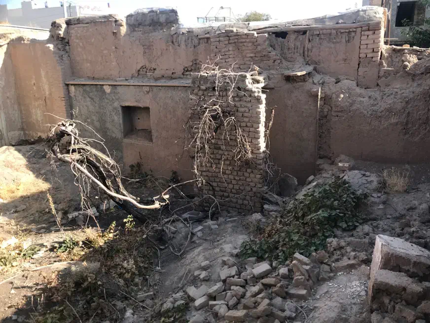 خانه کلنگی فروشی در مرکز شهر|فروش زمین و ملک کلنگی|تربت‌حیدریه, طالقانی|دیوار