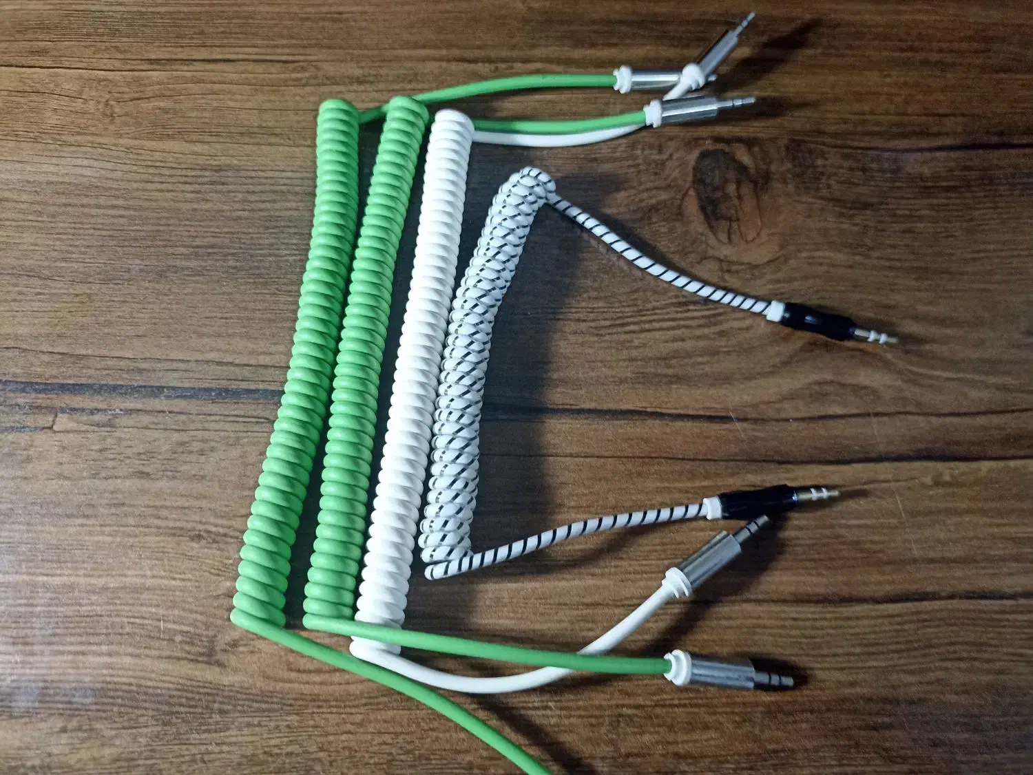 کابل ایو ایکس فنری|لوازم جانبی موبایل و تبلت|بروجن, |دیوار