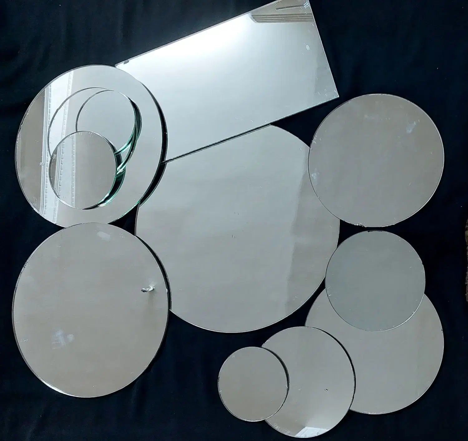 ایینه|آینه|قم, نیروگاه|دیوار