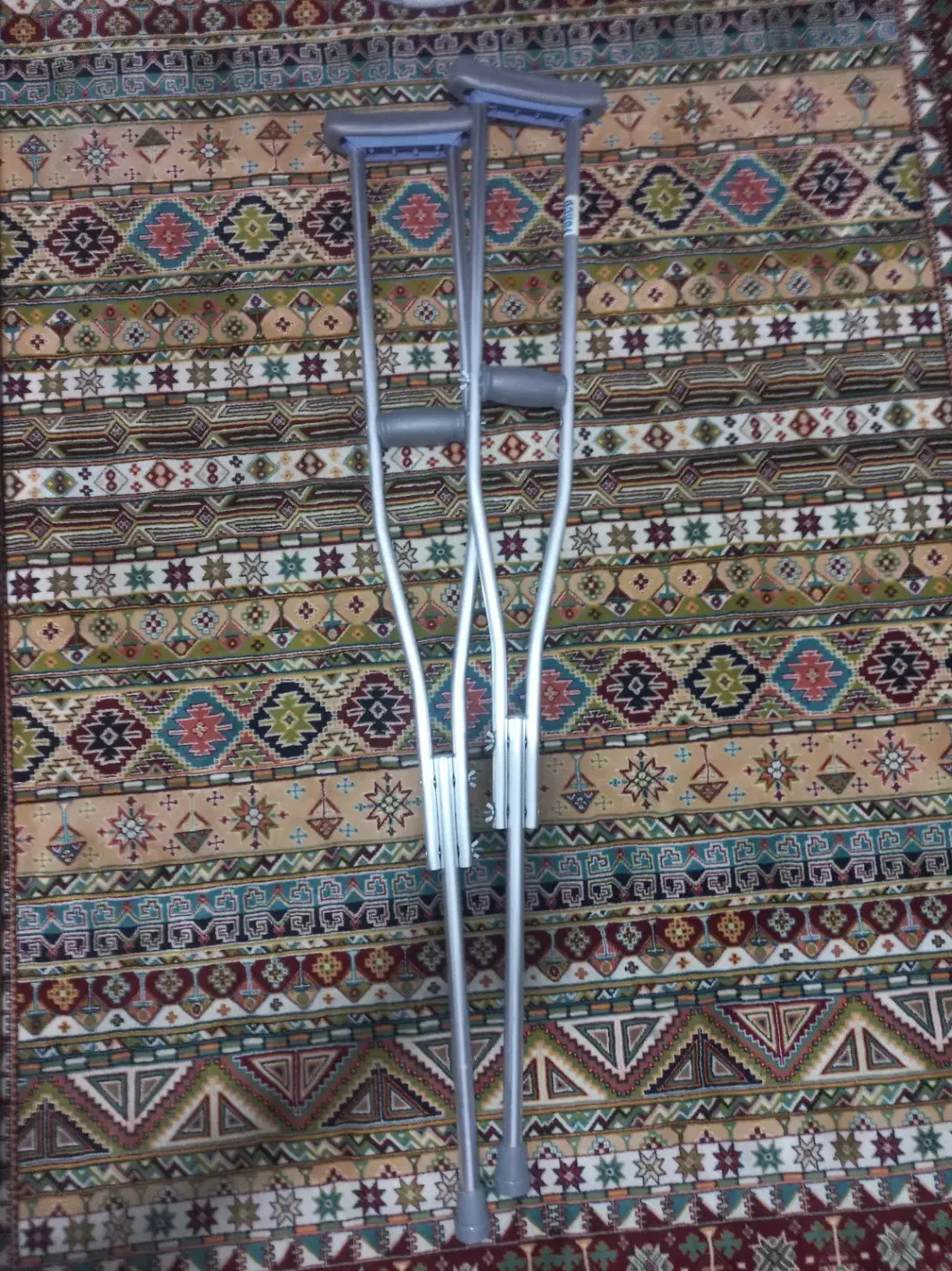 عصا|پزشکی|فولادشهر, B2|دیوار