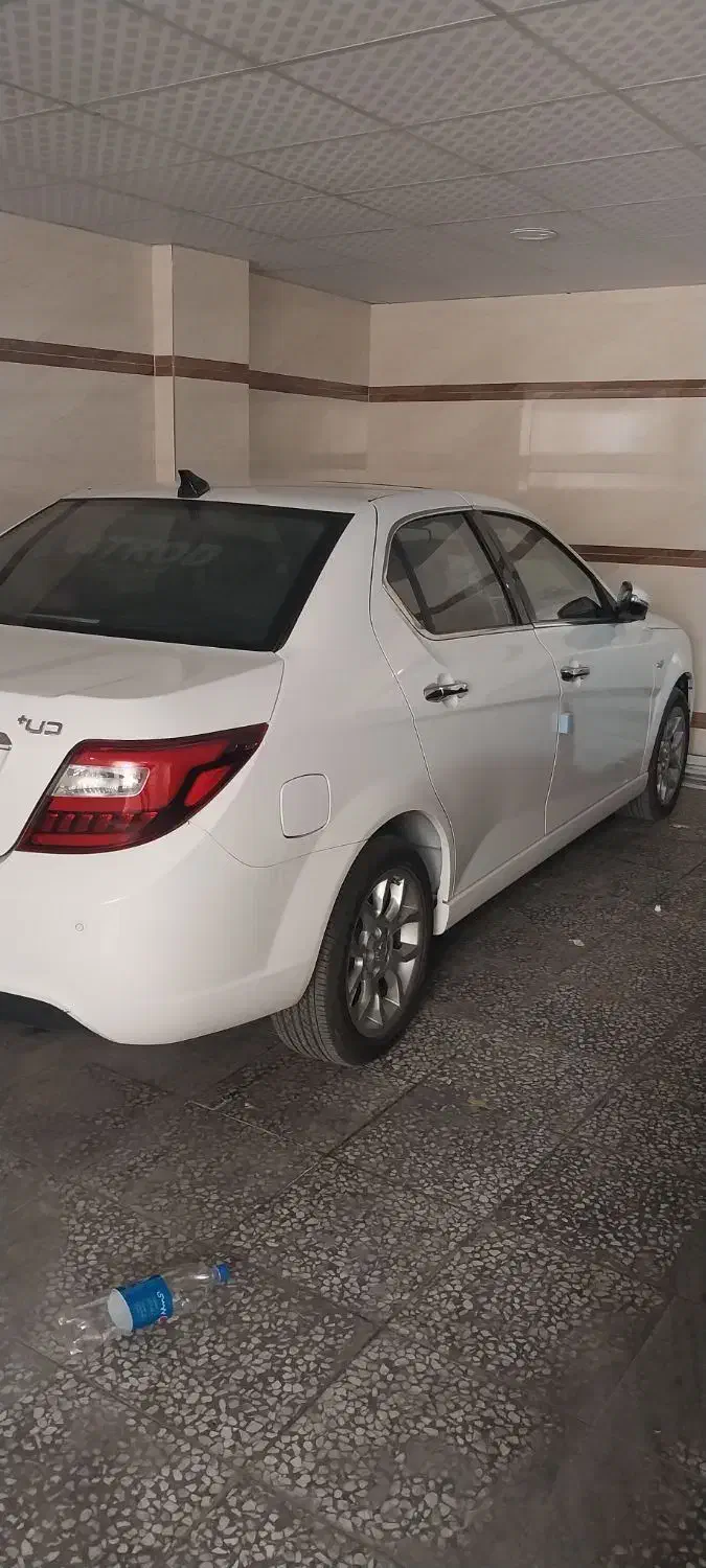 دنا پلاس اتوماتیک مدل ۱۴۰۰|خودرو سواری و وانت|شیراز, نارنجستان|دیوار