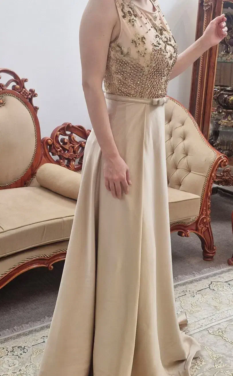 لباس مجلسی|لباس|قم, زینبیه|دیوار