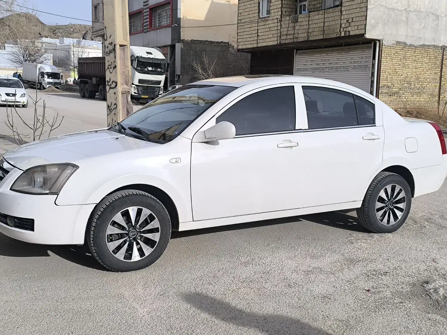 ام وی ام ۵۳۰|خودرو سواری و وانت|خرم‌آباد, |دیوار