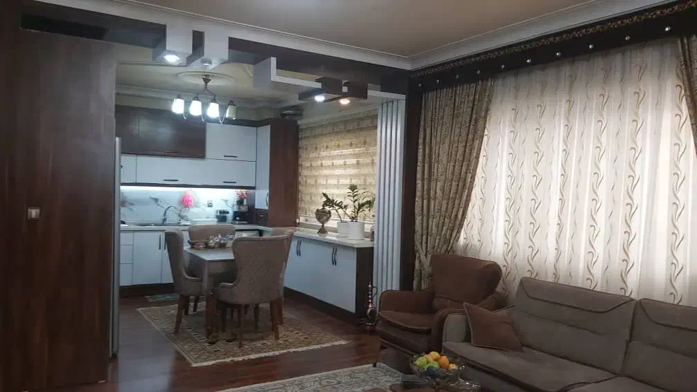 رهن طبقه اول ۹۲متر|اجارهٔ آپارتمان|لنگرود, |دیوار