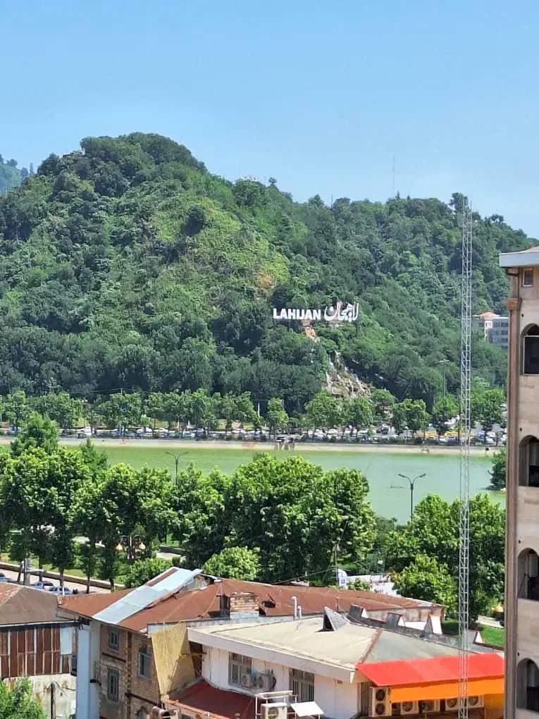 فروش زمین ۲ کله شقایق قبل میدان|فروش زمین و ملک کلنگی|لاهیجان, مهرگان|دیوار