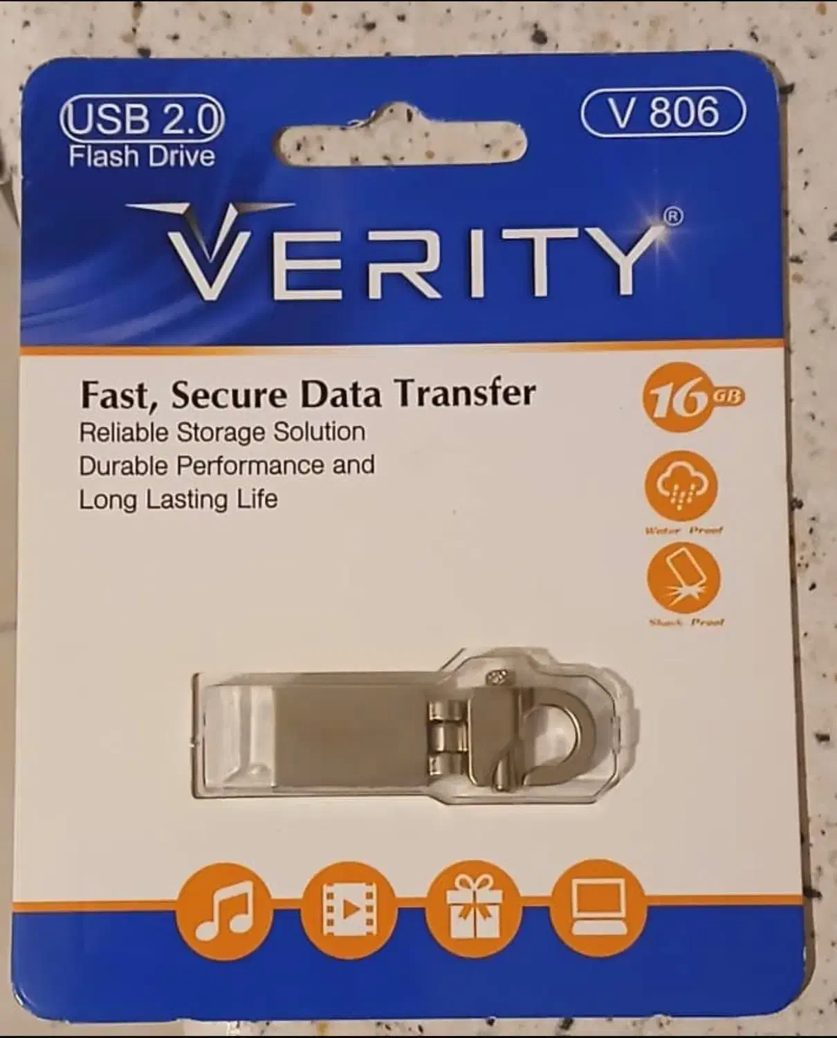 فلش 16 و 32 گیگ|لوازم جانبی موبایل و تبلت|همدان, |دیوار