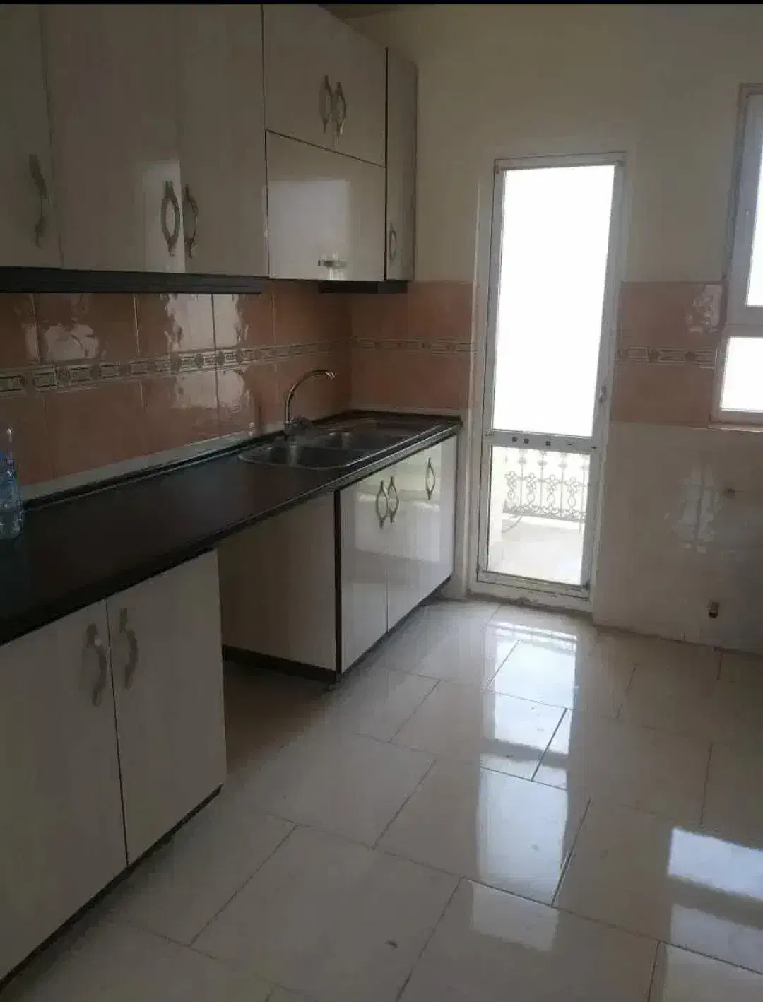 کد۹۵۱فروش،۸۱متریزمیدان تربیت دانشگاه|فروش آپارتمان|لاهیجان, مهرگان|دیوار