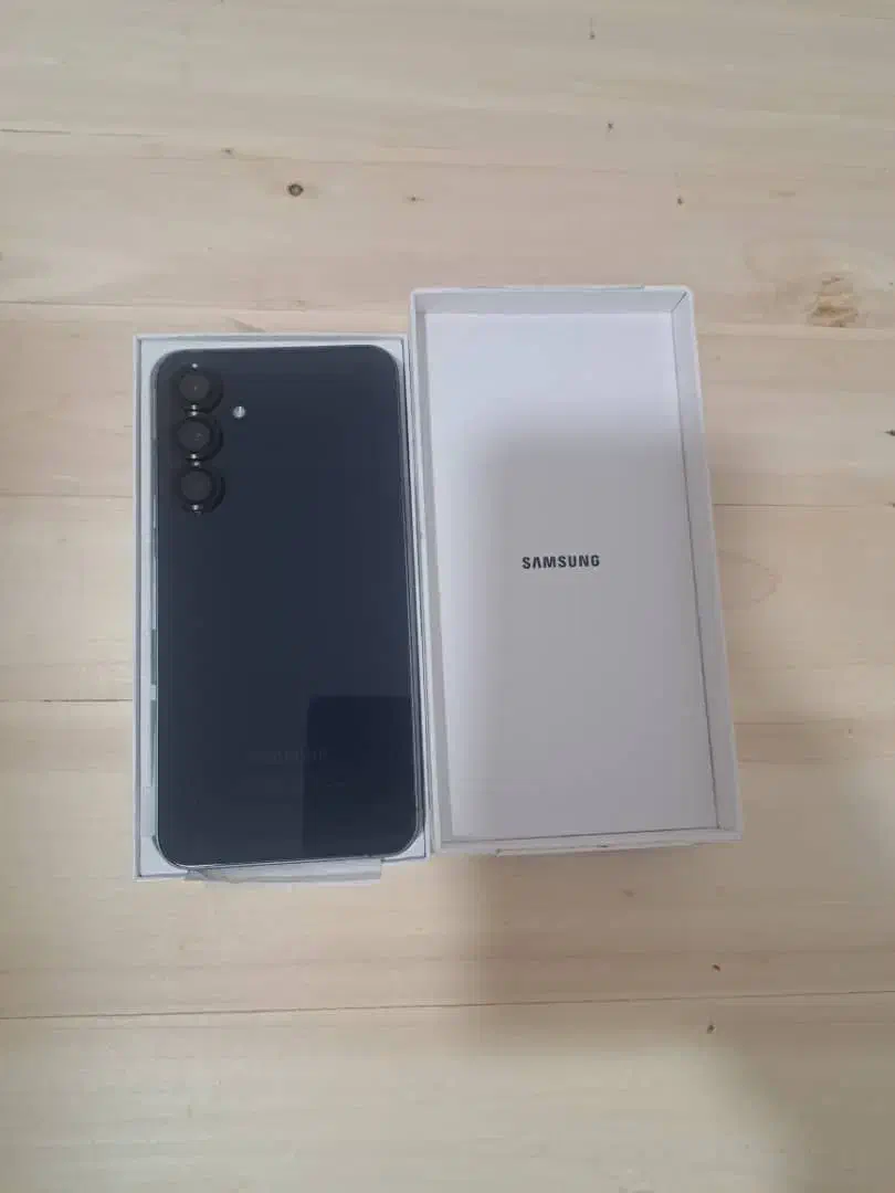 گوشی سامسونگ a55 حافظه 256رام 8|موبایل|کرمانشاه, |دیوار