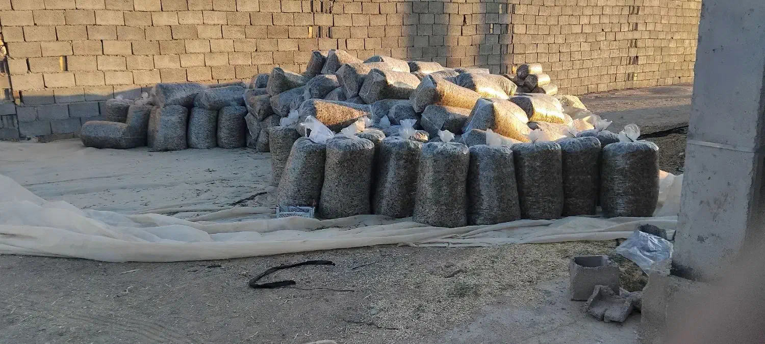 سیلو علوفه موجود است|لوازم جانبی حیوانات|فردوس (خراسان), |دیوار