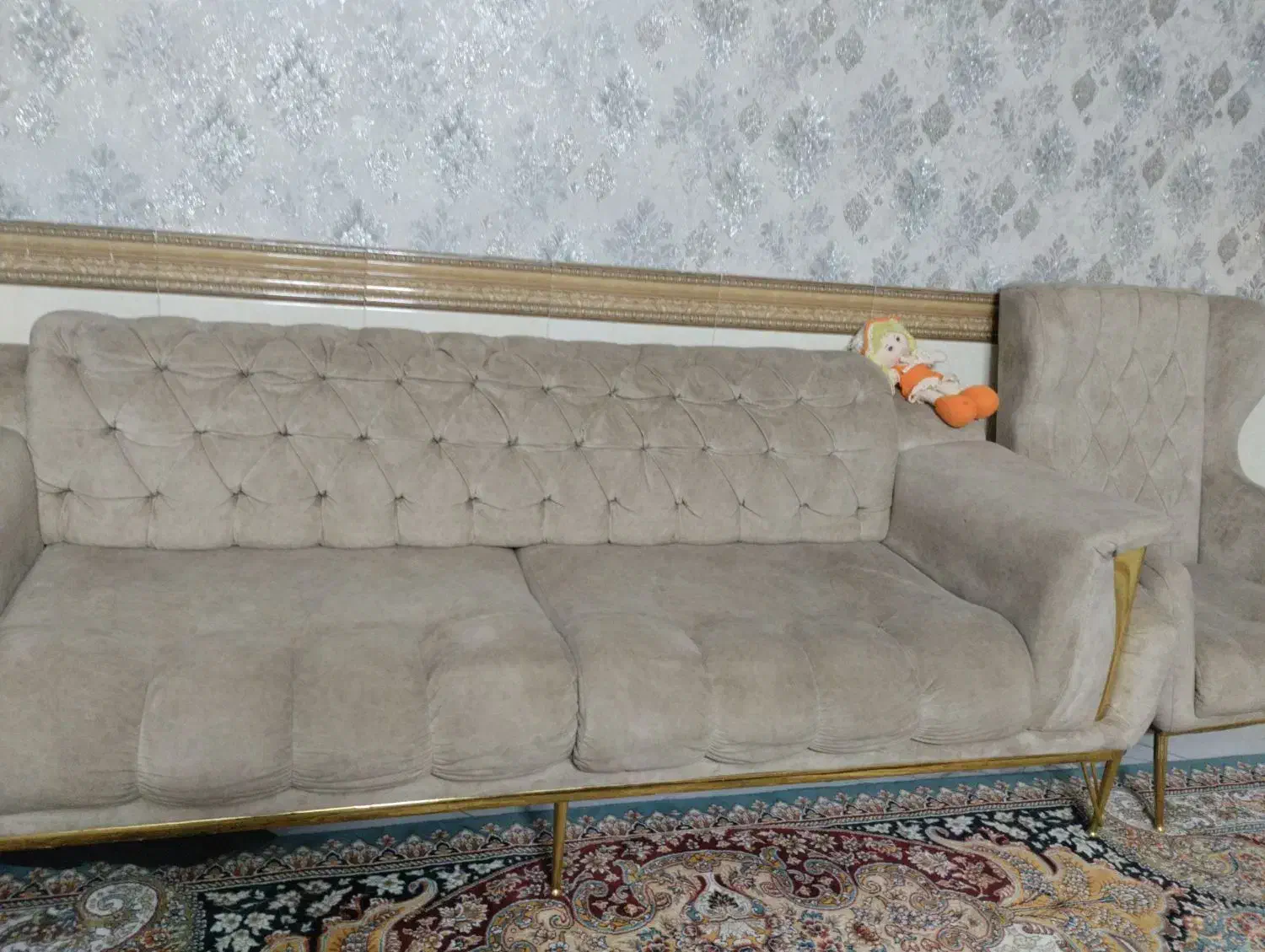 مبل ۵نفره شیک|مبلمان خانگی و میز عسلی|ری, جوانمرد قصاب|دیوار