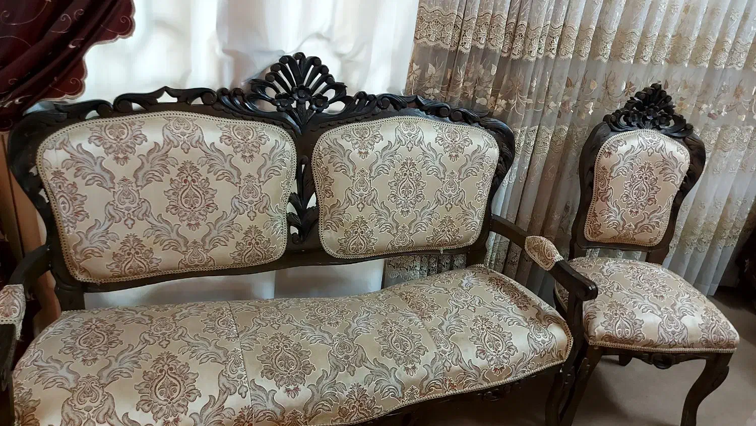 مبل ۹ نفره|مبلمان خانگی و میز عسلی|قم, باجک دو|دیوار