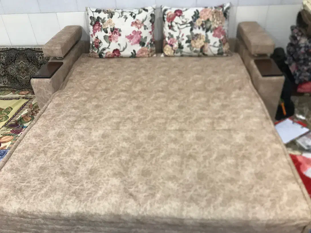 فروشی|تخت و سرویس خواب|قم, زند آباد|دیوار