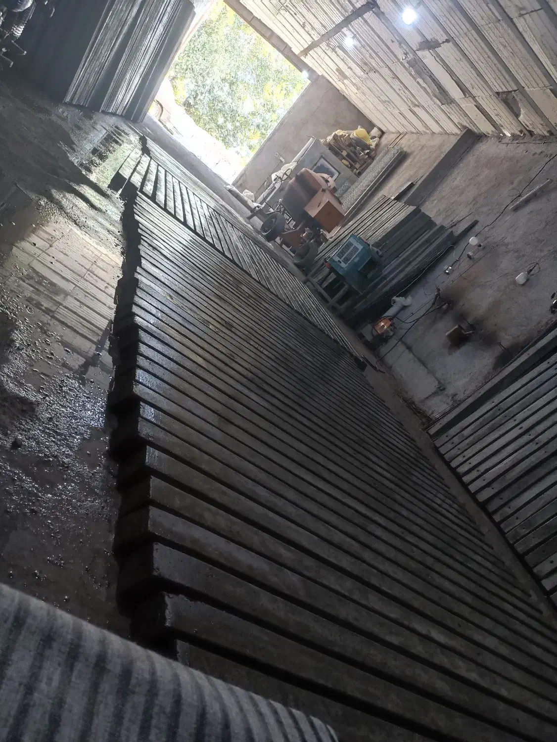 ستون بتنی فنس|خدمات پیشه و مهارت|مشهد, شهرک امام سجاد|دیوار