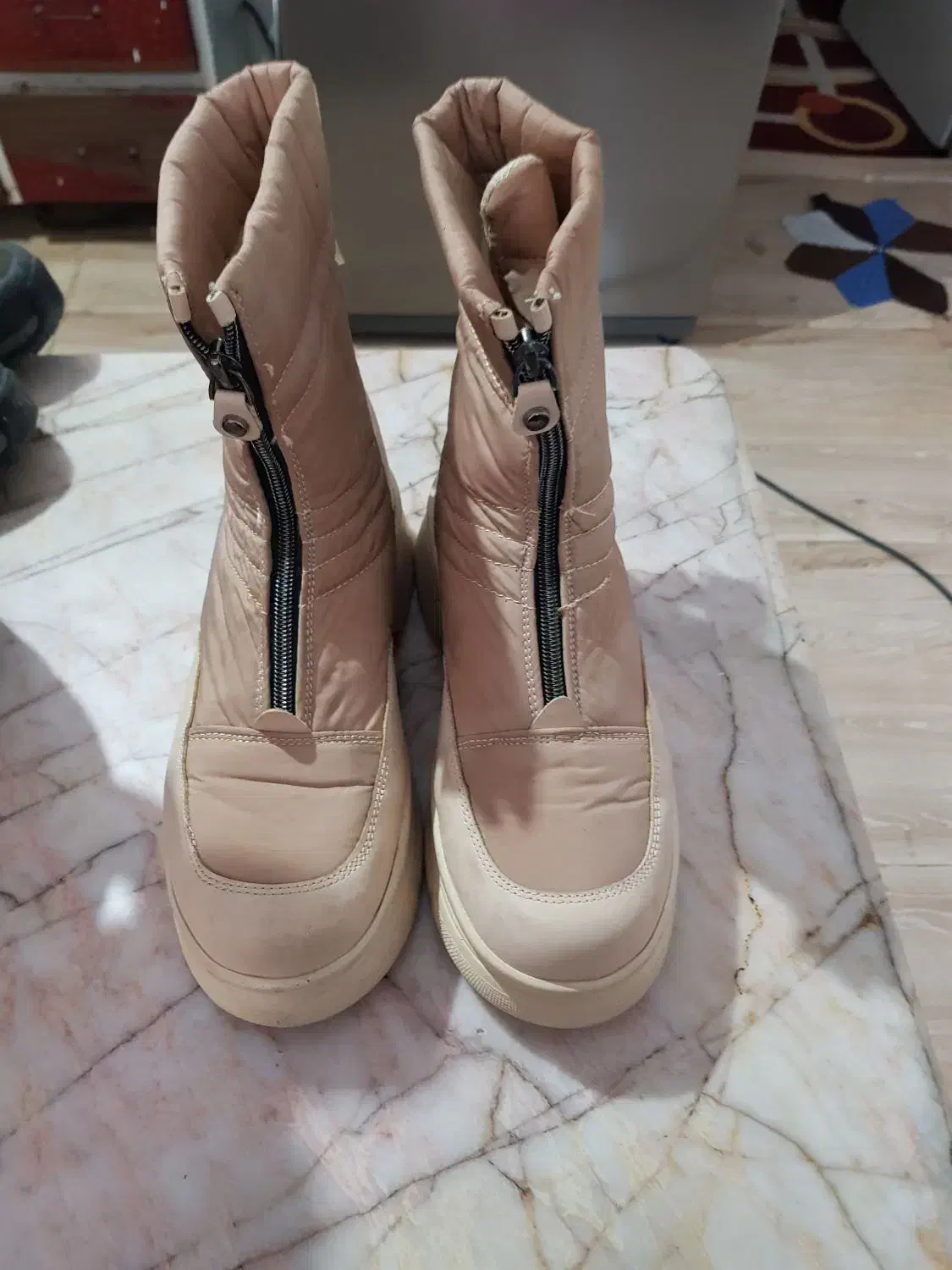 چکمه ی زنانه شماره۴۰ درحدنو|کیف، کفش، کمربند|مشهد, زیرکن|دیوار