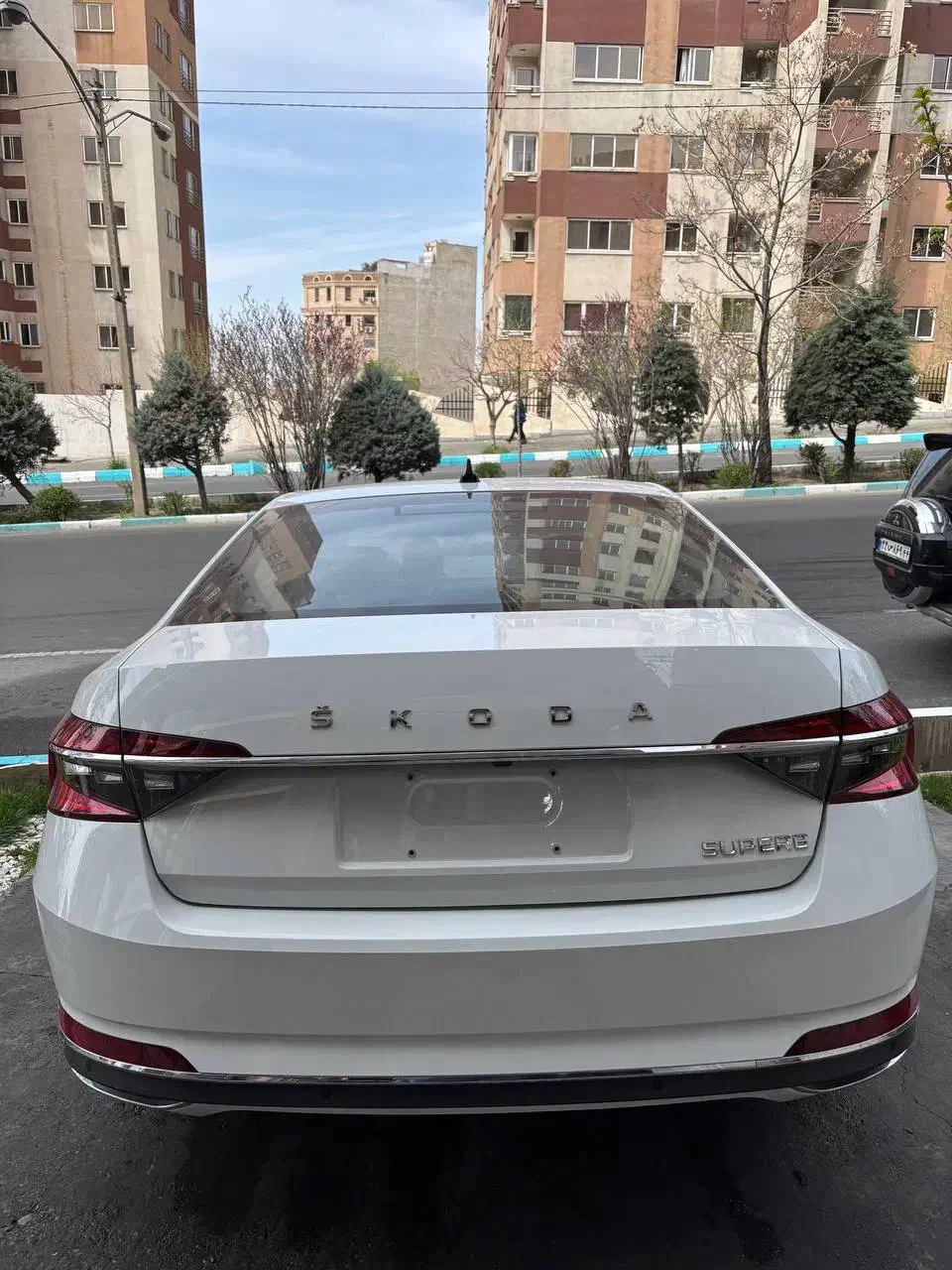اشکودا سوپر ب 2024 سفید صفر|خودرو سواری و وانت|تهران, سعادتآباد|دیوار