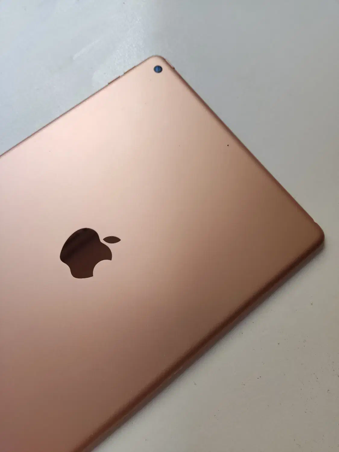 آیپد ۷ گلد، سالم،کماستفاده و تمیز / Wi-Fi|تبلت|تهران, قیام|دیوار