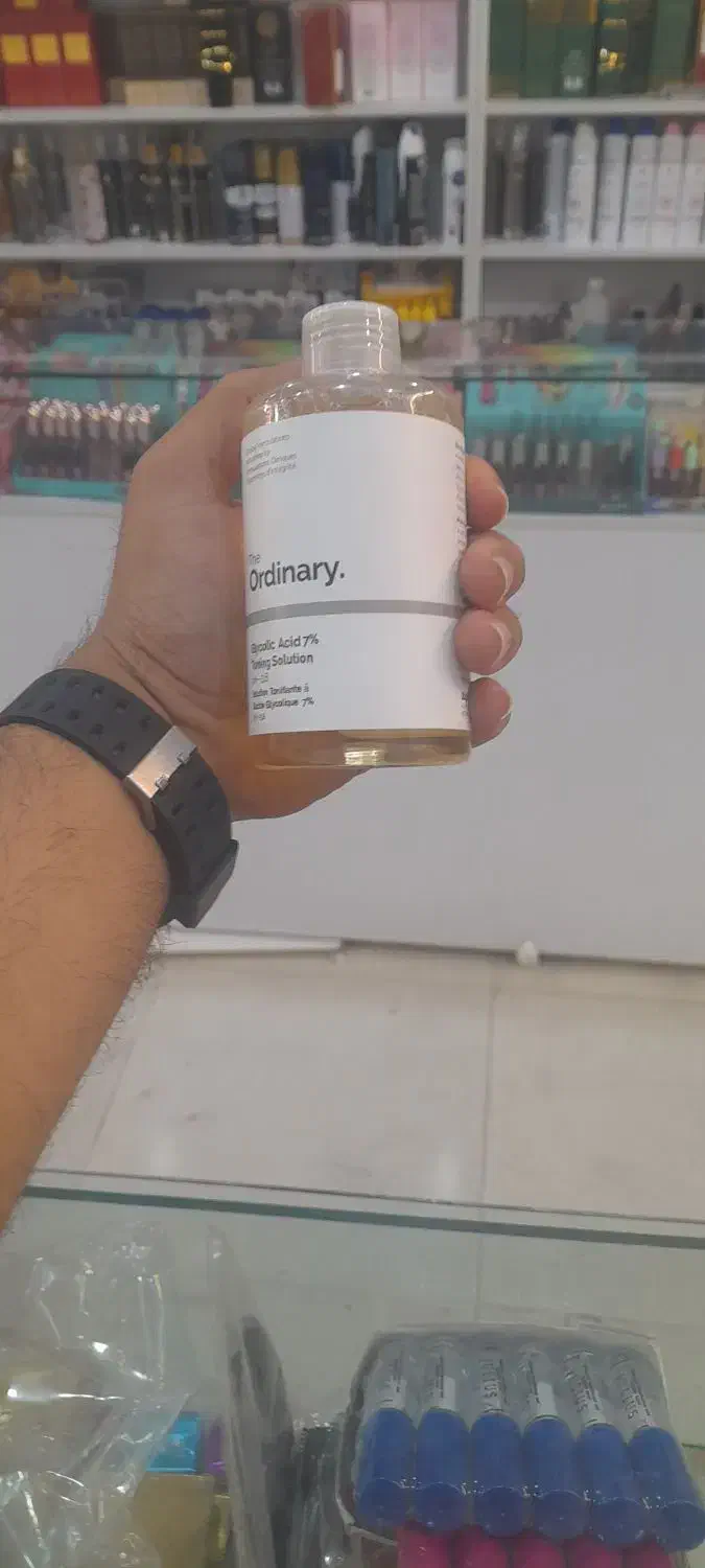 محصولات اورجینال آرایشی بهداشتی به قیمت عمده|آرایشی، بهداشتی، درمانی|اهواز, بیست متری شهرداری|دیوار