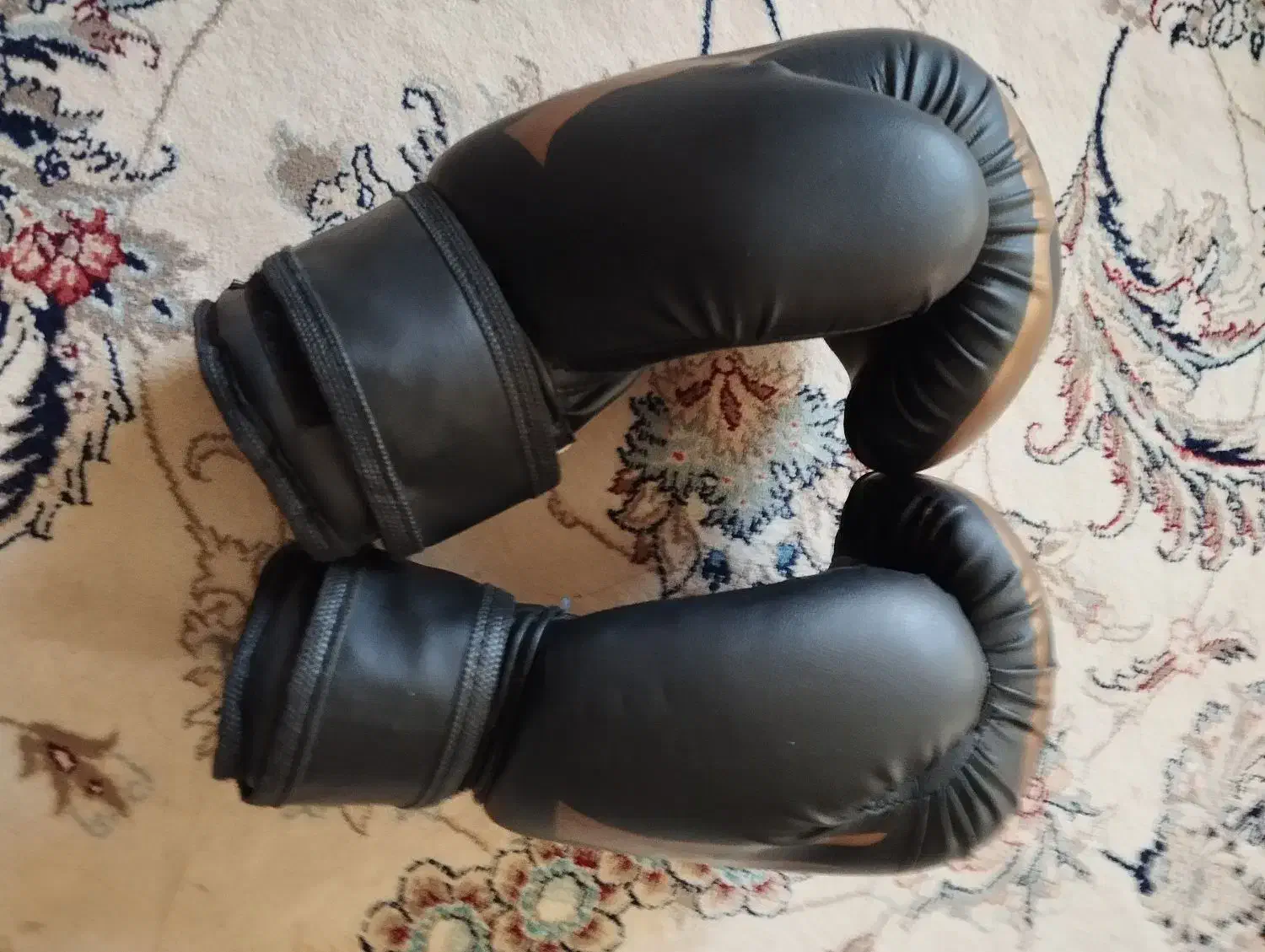 دستکش بوکس ، کینگ بوکسینگ|تجهیزات ورزشی|اصفهان, سیچان|دیوار