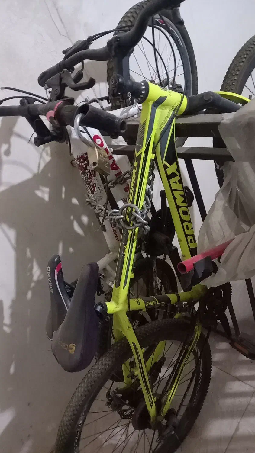 دوچرخه درحدنو۲عدد بزرگ وکوچک وباربند حمل|دوچرخه، اسکیت، اسکوتر|شاهینشهر, ۹ دی|دیوار