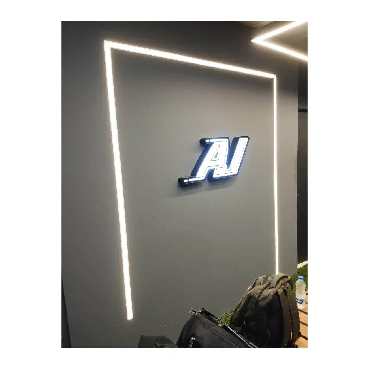 شاگرد کناف|استخدام معماری، عمران و ساختمانی|سنندج, |دیوار