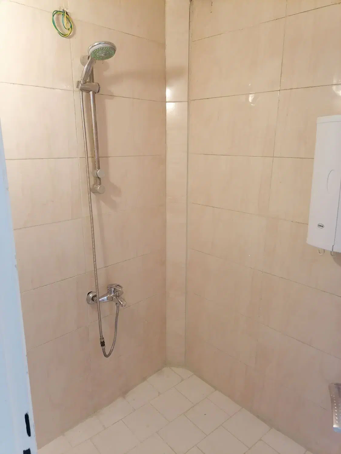 ۴۰ متر ۱ خواب با آسانسور تخلیه