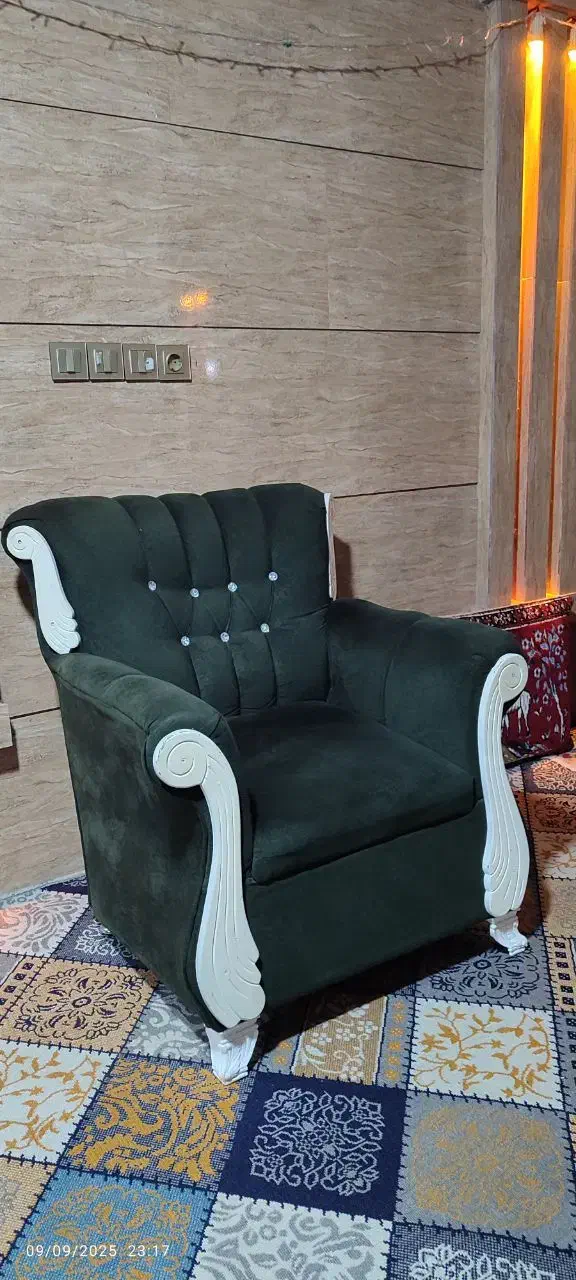 مبل سالم ۷نفره|مبلمان خانگی و میز عسلی|رشت, عینک|دیوار