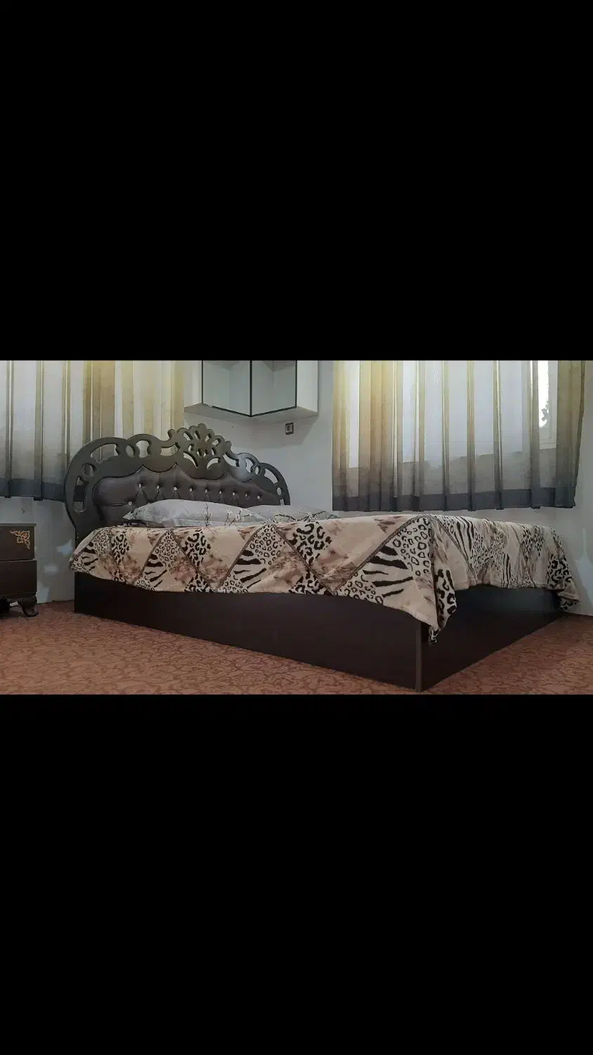 ویلا دوخوابه حیاط دار|اجارهٔ کوتاه‌مدت ویلا و باغ|رشت, باهنر|دیوار