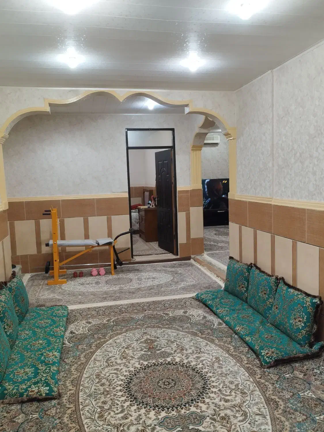 فروش خانه ویلایی بلوار چمران سر خیابان اصلی|فروش خانه و ویلا|رودان, |دیوار