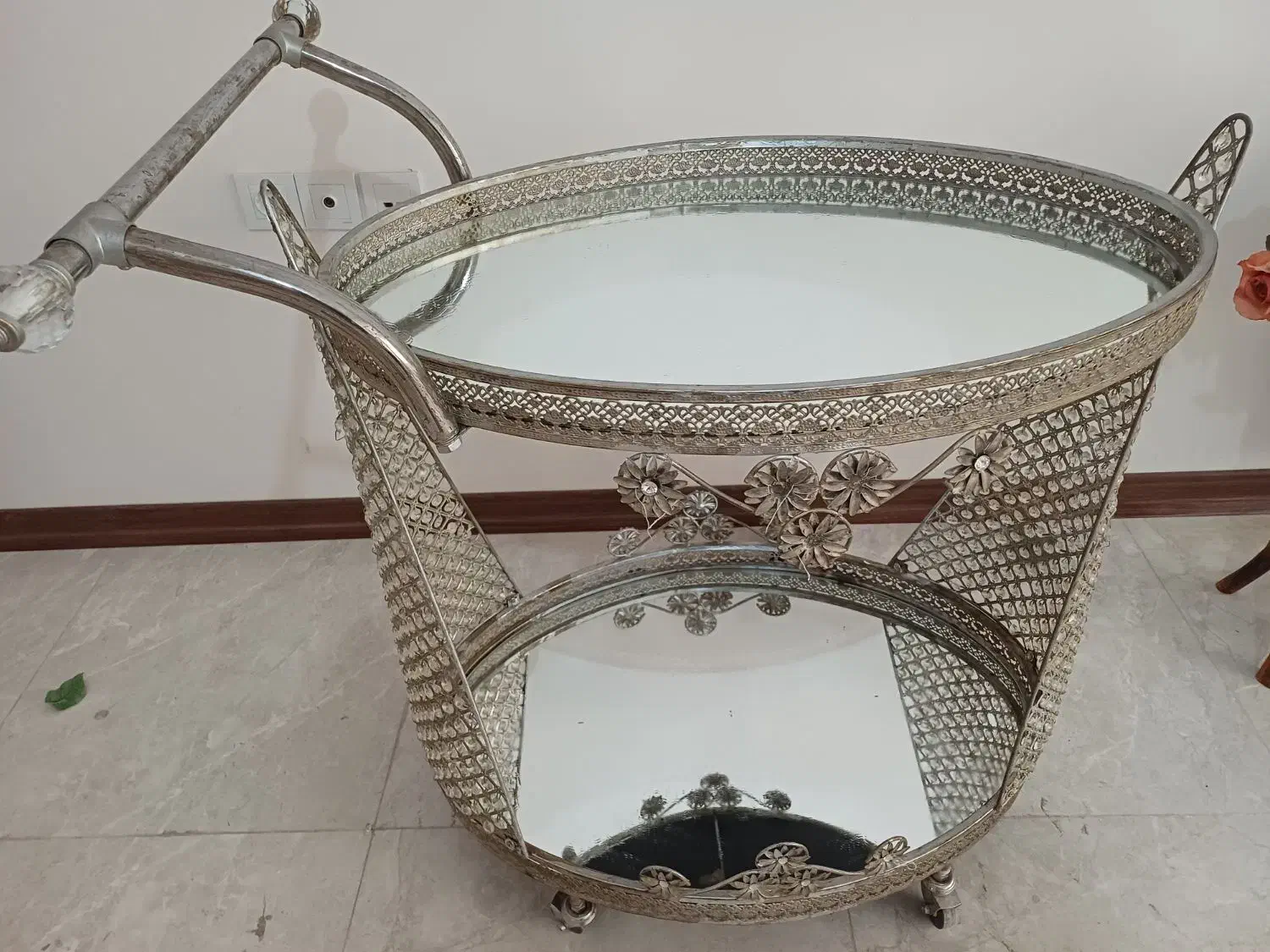 میز پذیرایی چرخدار|مبلمان خانگی و میز عسلی|کرج, کیانمهر|دیوار