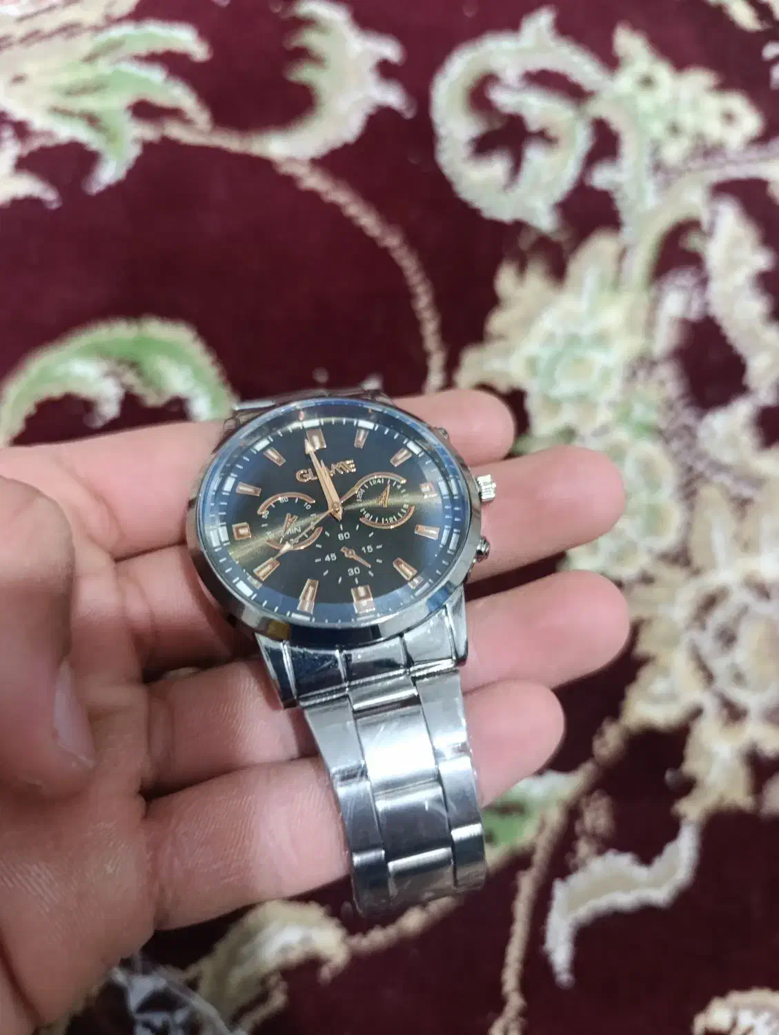 ساعت نو|ساعت|دورود, |دیوار