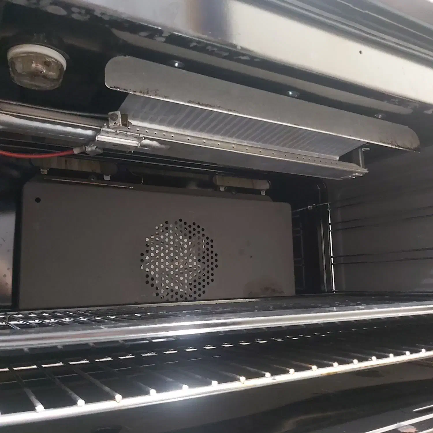 اجاق گاز فر دار لوکس La Germania (لاجرمانیـا)|اجاق گاز و لوازم برقی پخت‌وپز|تهران, تهرانپارس غربی|دیوار