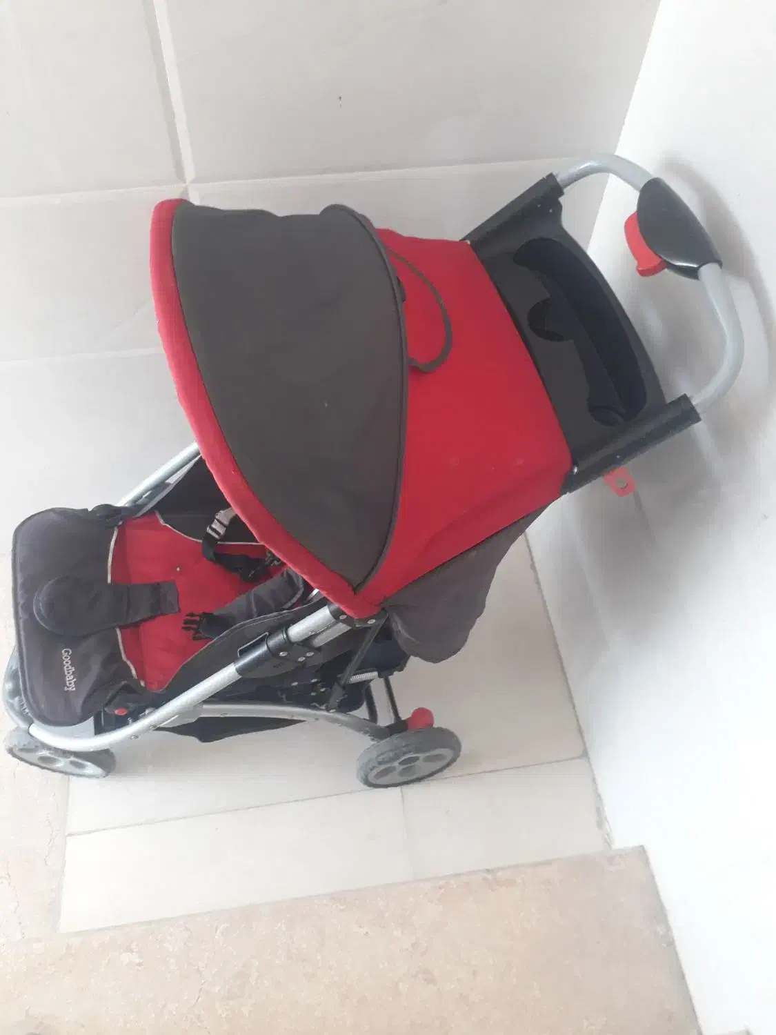 کالسکه ،تخت،روروئک|اسباب و اثاث بچه|شیراز, ماه فیروزان|دیوار