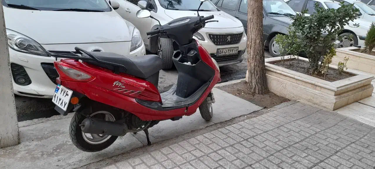 موتور  اتومات شوکا ۱۲۵ تایوان|موتورسیکلت|مشهد, هنرستان|دیوار