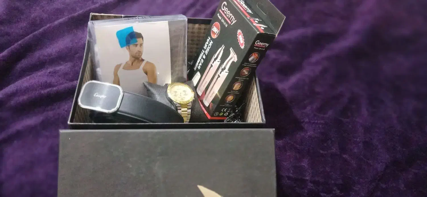 کادویی|ساعت|رباط‌کریم, رباط‌کریم|دیوار