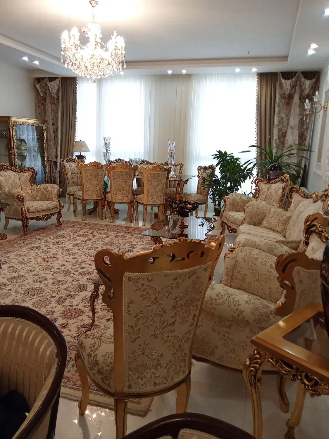 مبل سلطنتی ورق طلا|مبلمان خانگی و میز عسلی|مشهد, زمانه|دیوار