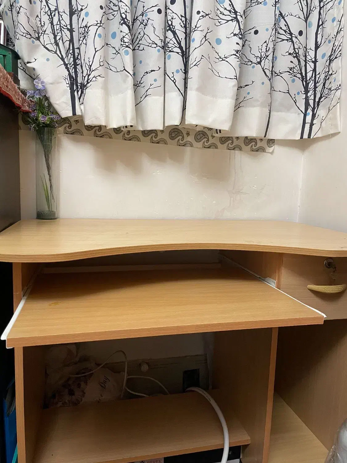 میز تحریر|میز تحریر و کامپیوتر|بیرجند, |دیوار