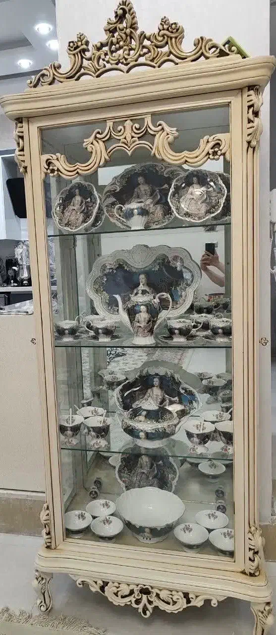 فروش مبلمان و میز نهار خوری با بوفه|میز و صندلی غذاخوری|بافق, |دیوار