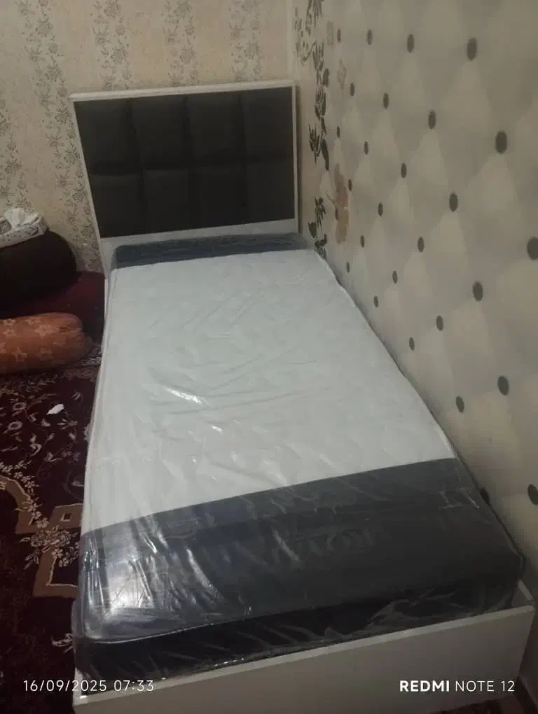 تخت تک نفره|تخت و سرویس خواب|اهواز, کوی علوی|دیوار