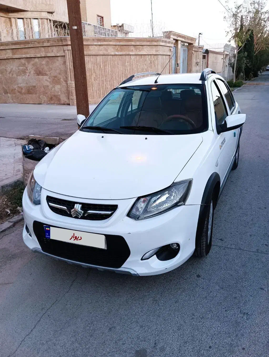 کوییک 1400 پارس خودرویی|خودرو سواری و وانت|آباده, |دیوار