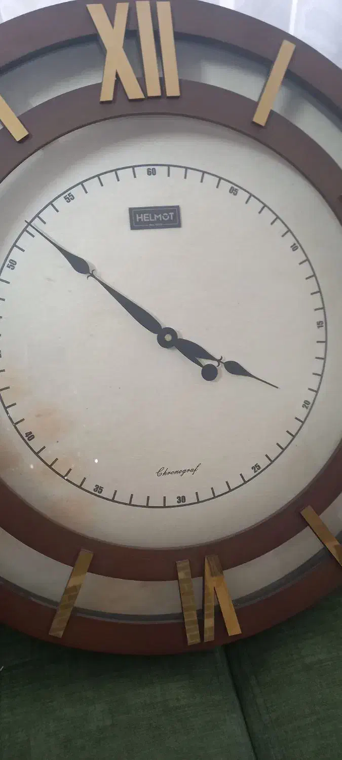 ساعت دیواری هلموت سالم و شیک|ساعت دیواری و تزئینی|تهران, فلاح|دیوار