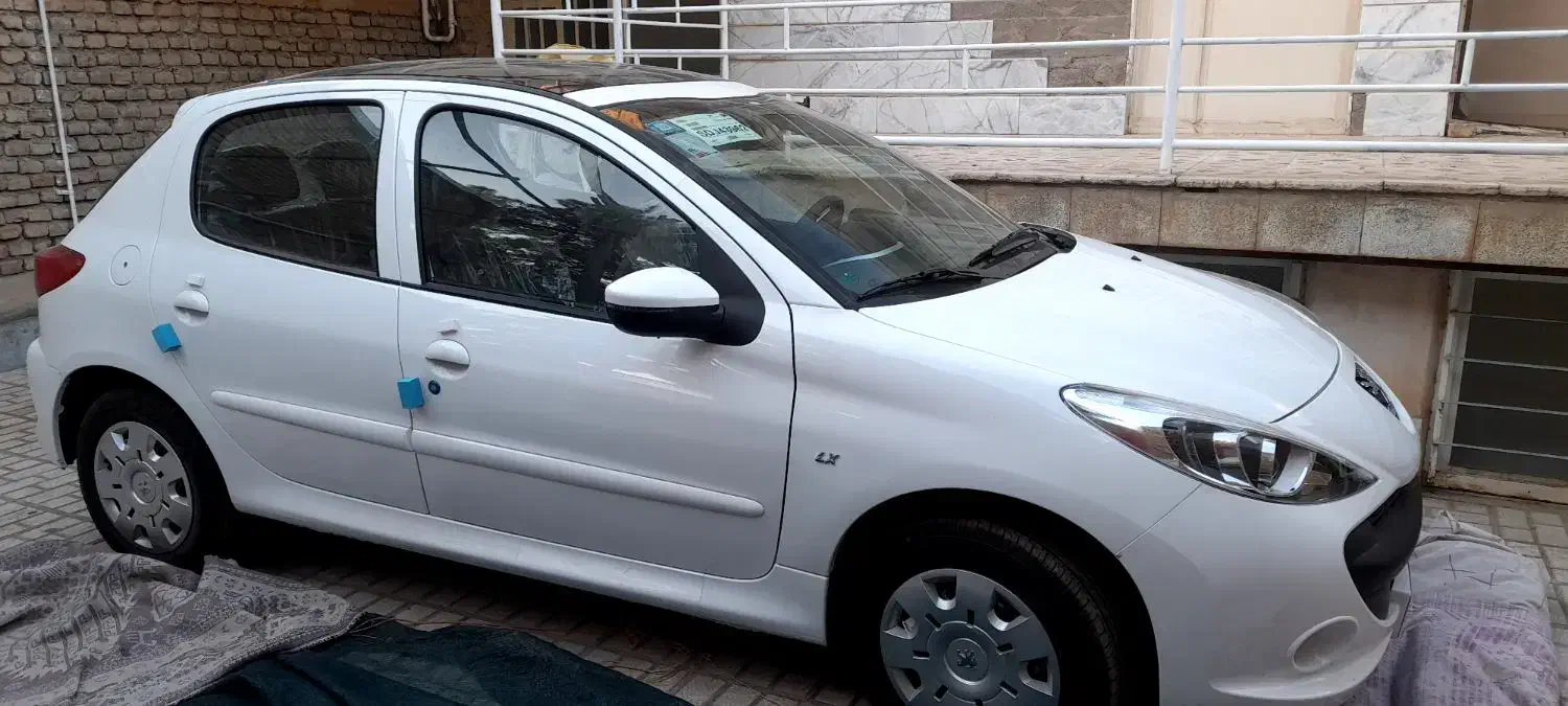 پژو 207 تیوفای پانوراما سقف شیشه ای فول|خودرو سواری و وانت|سبزوار, توحیدشهر|دیوار