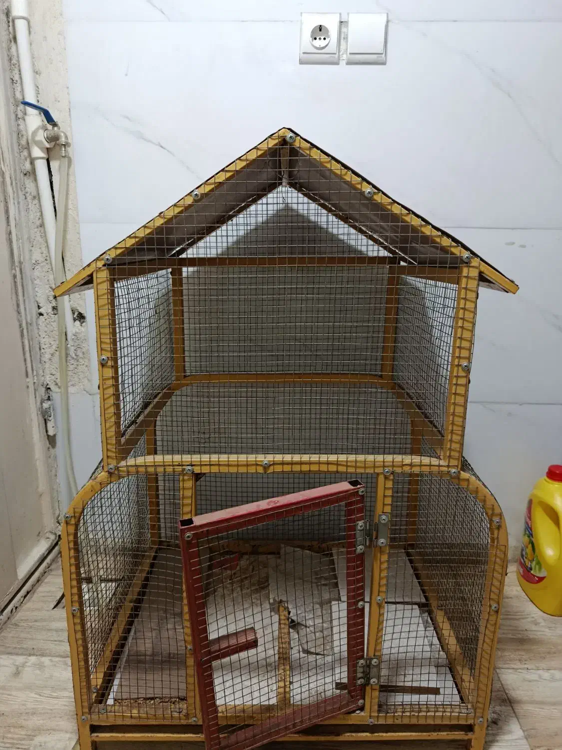 قفس  مدل کلبه|لوازم جانبی حیوانات|شاهین‌شهر, عطار|دیوار