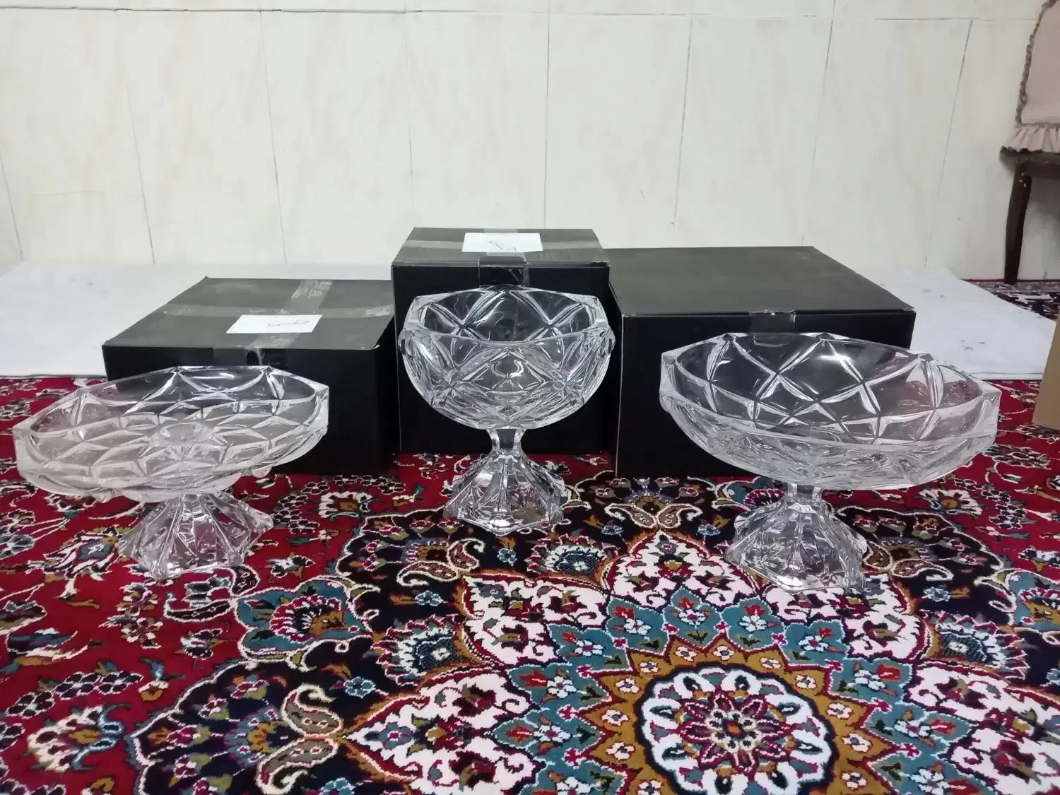 بلور|ظروف سرو و پذیرایی|اصفهان, ارزنان|دیوار